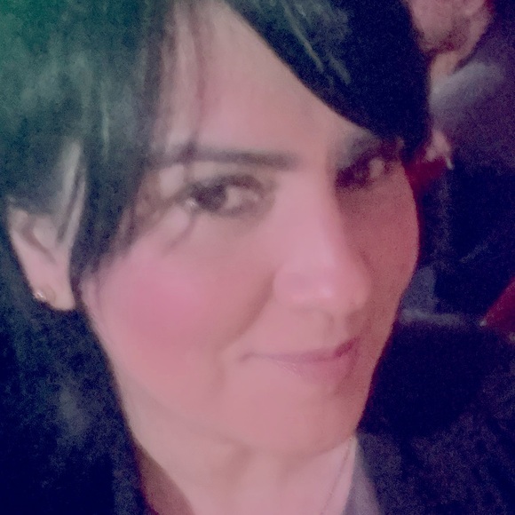 Meet your Posher, Melenie - Picture 1 of 1